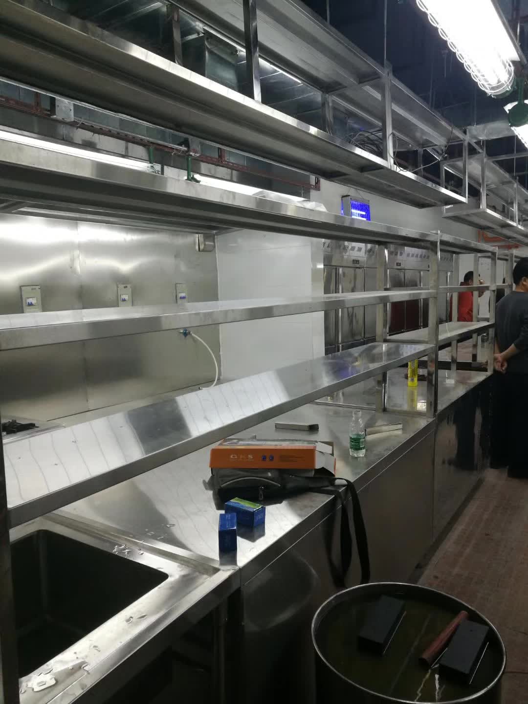 燃?xì)庠钤撛趺催x用，嵌入式的和臺式的哪個好？